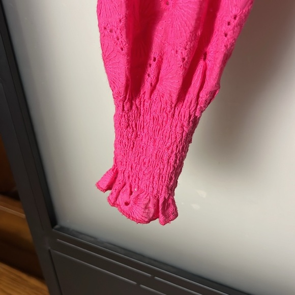 NWT Drôle de Copine Pink Eyelet Tie Front Blouse Size Small/Medium - Picture 5 of 6